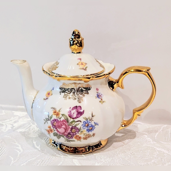 Vintage little German Tea pot. Rare Reichenbach Gold Gilded  bone china - Picture 5 of 15